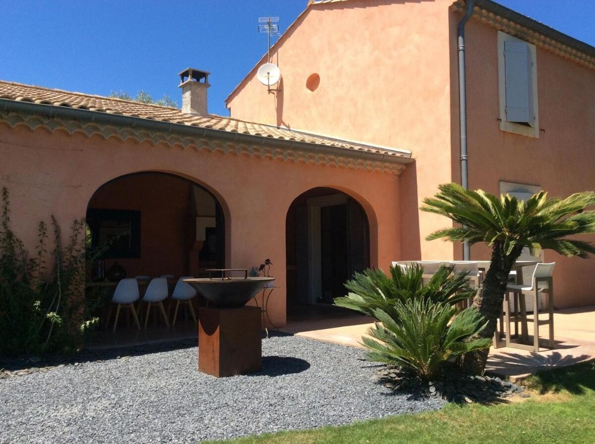 Bastide Languedocienne De Standing - Pezenas Le Clos De L'Amandier Exterior photo